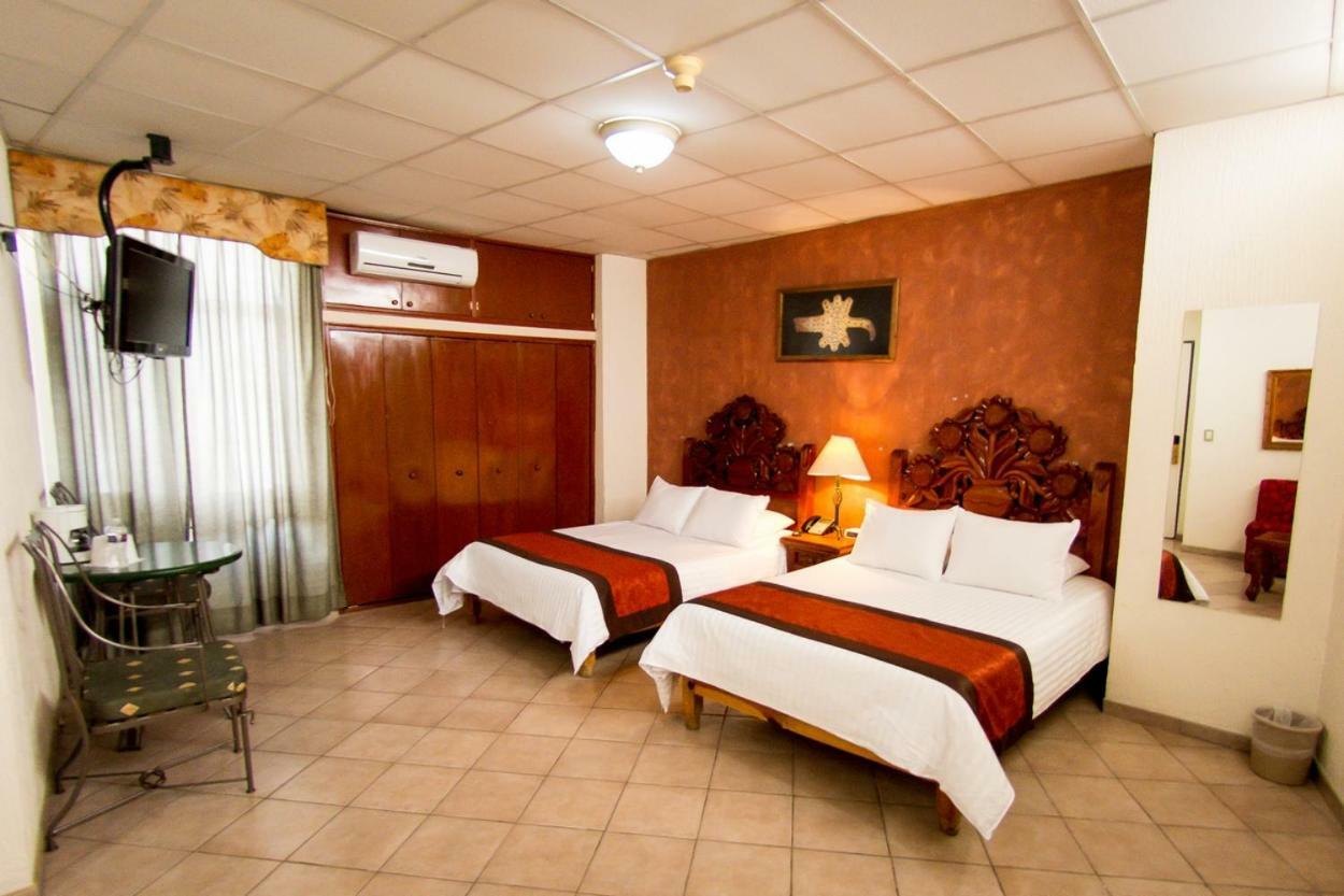 Hotel Real Azteca Boulevard León Exteriér fotografie